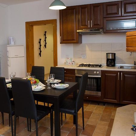 Apartman Girasol Pula Exterior foto