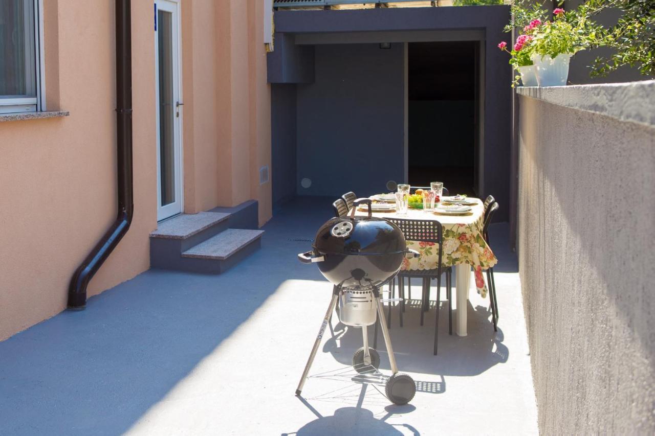 Apartman Girasol Pula Exterior foto
